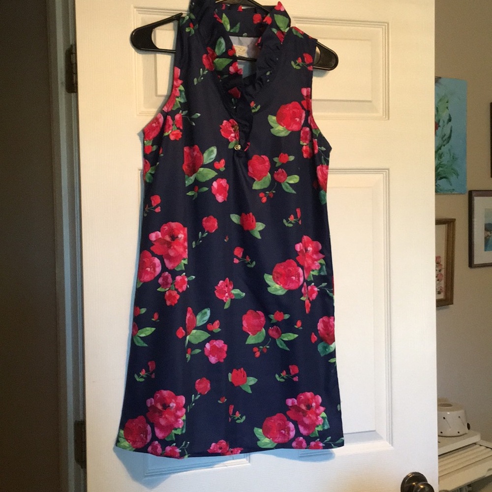 Muddle maybe dress with fuschia roses